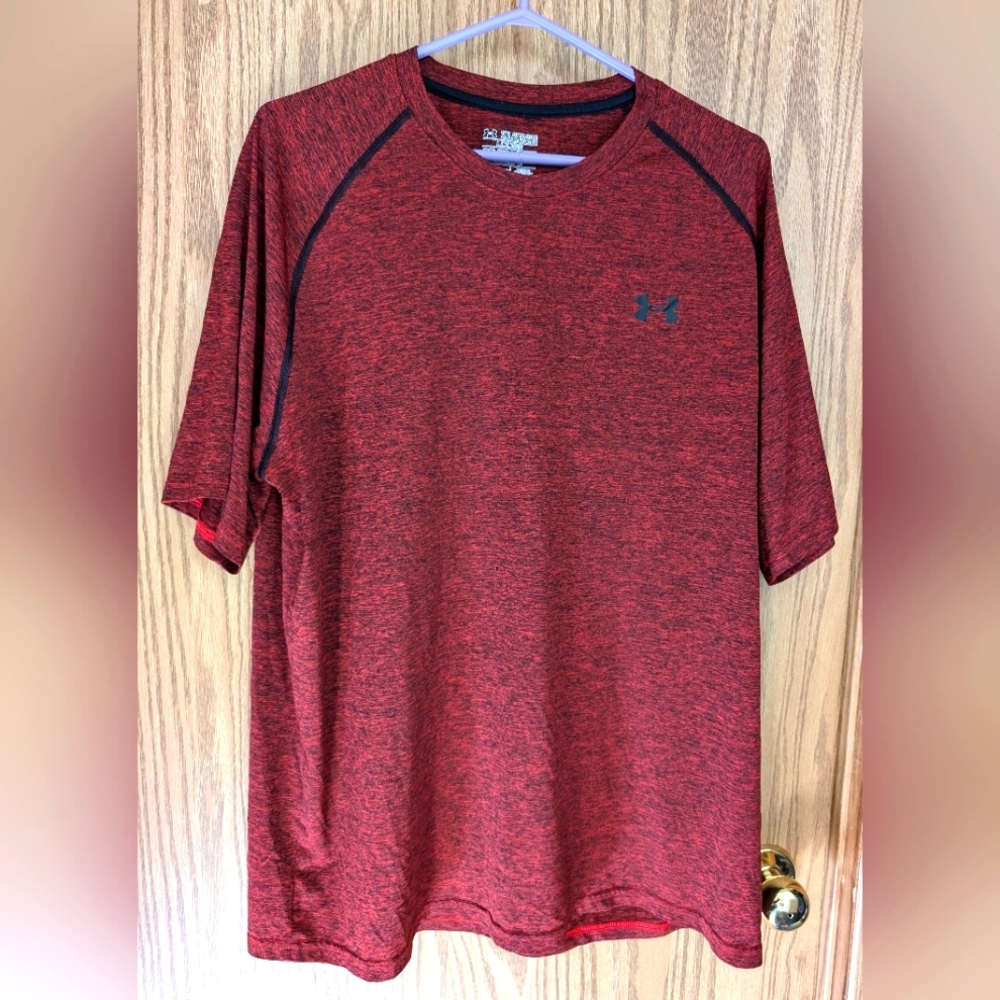 Under Armour Performance Shirt 2XL Men Red Short Sleeve Polyester Blend HeatGear